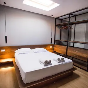 Apartment The Tophouse 4br & Bbq Veranda, Tirana